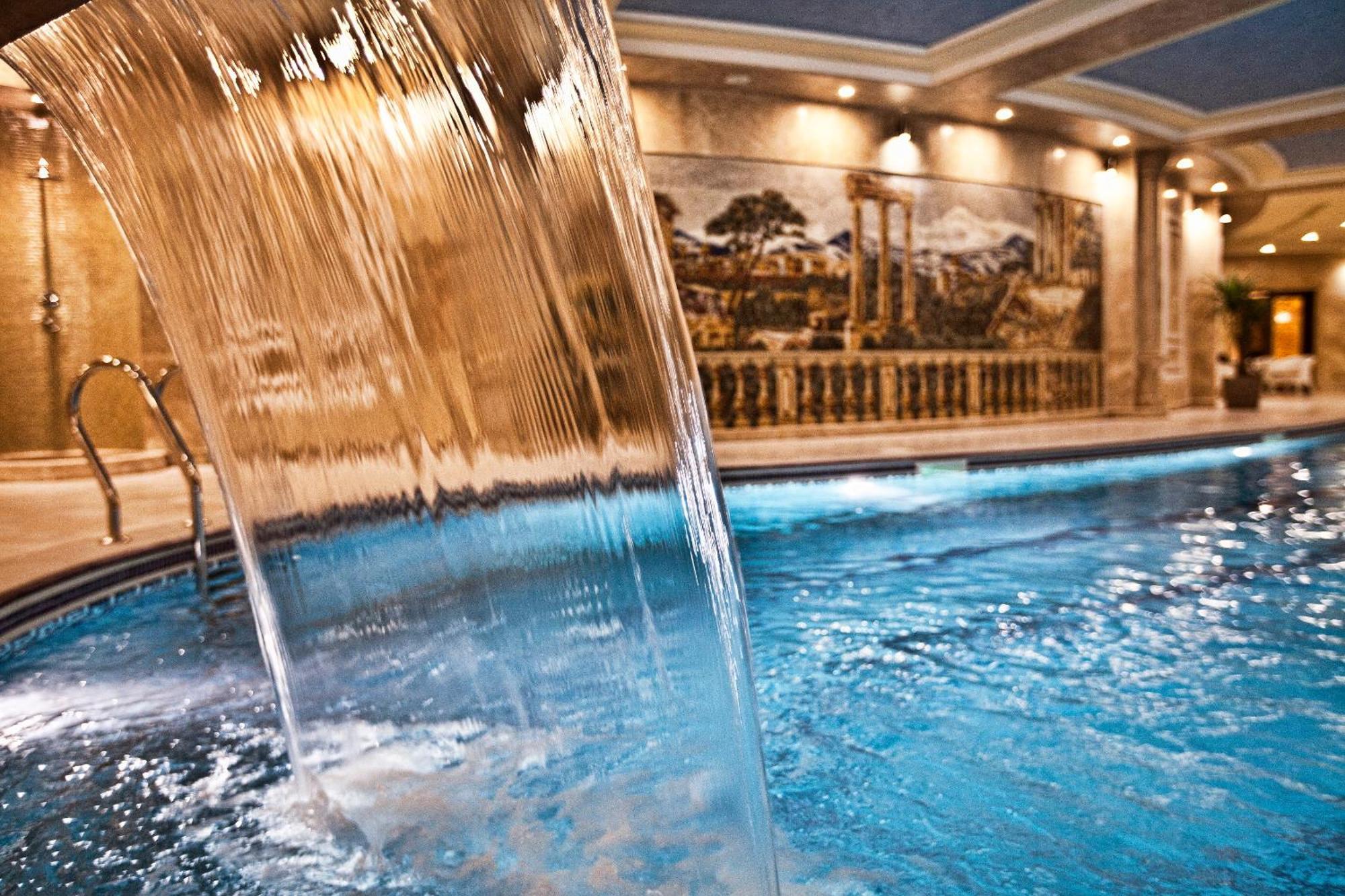 Multi Grand Pharaon Hotel Ptghni Luaran gambar