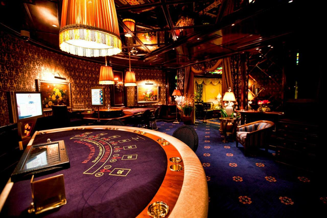 Multi Grand Pharaon Hotel Ptghni Luaran gambar
