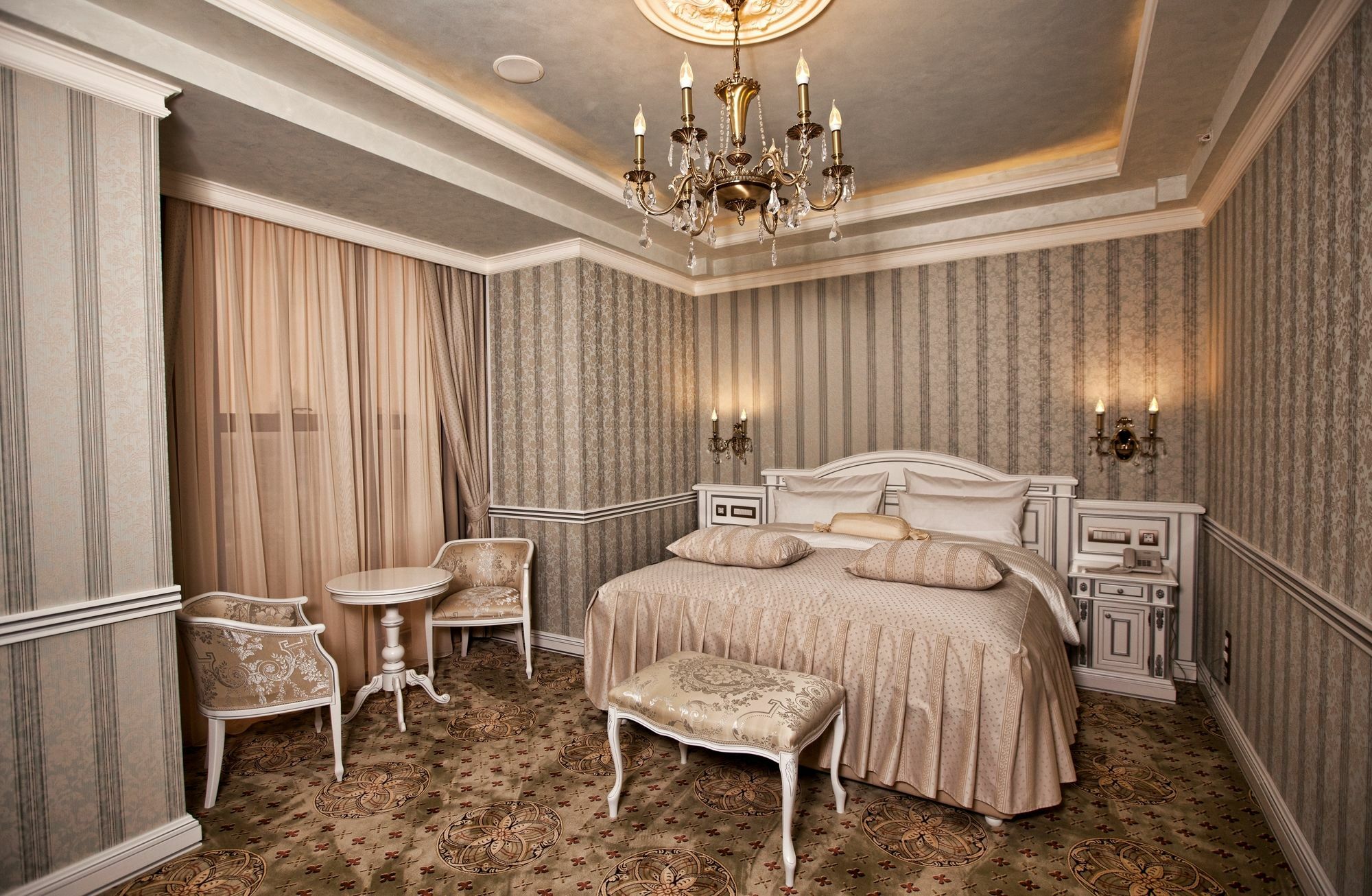 Multi Grand Pharaon Hotel Ptghni Luaran gambar