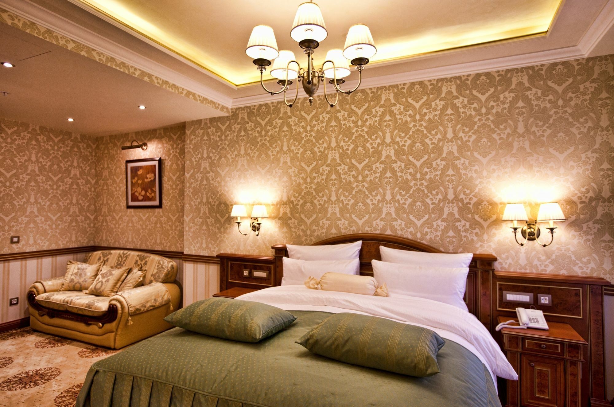 Multi Grand Pharaon Hotel Ptghni Luaran gambar